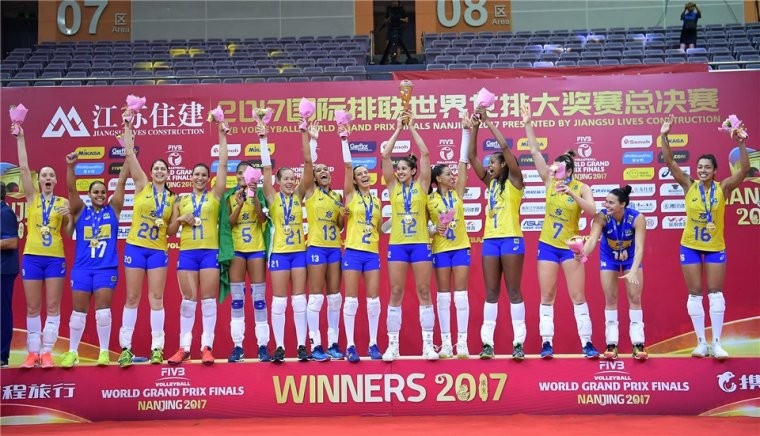 gran-pri-w-2017-final.jpg (128.68 Kb)